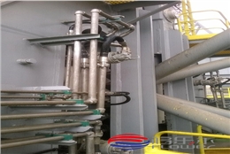 液压配管安装现场